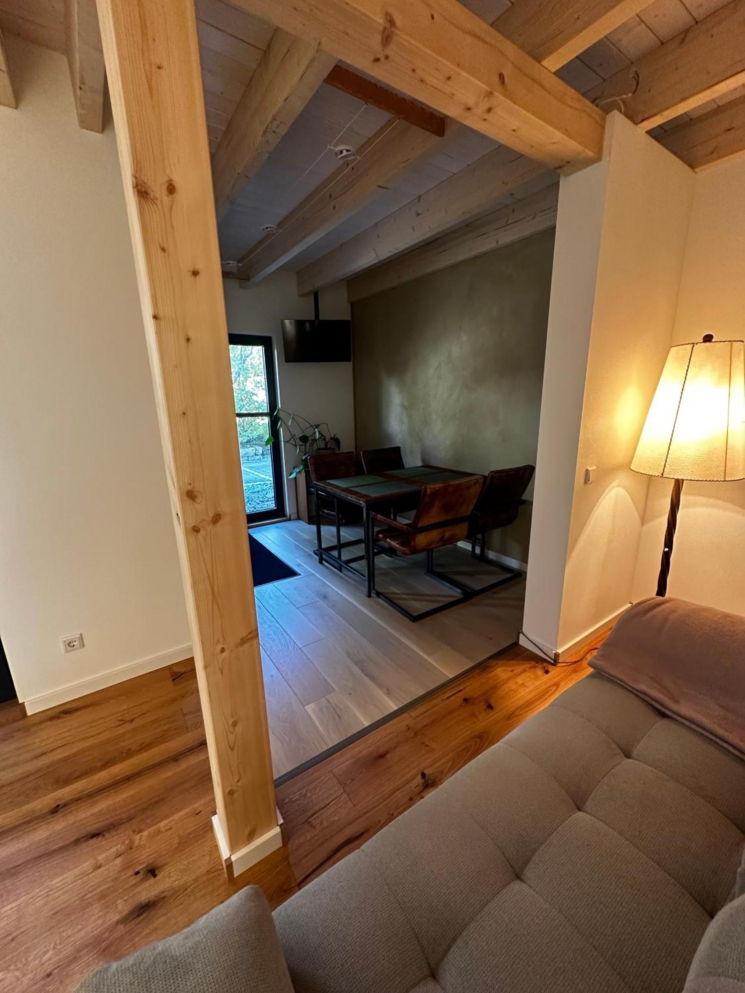 Ferienwohnung Stenja - Made Of Wood Dresden Exterior foto