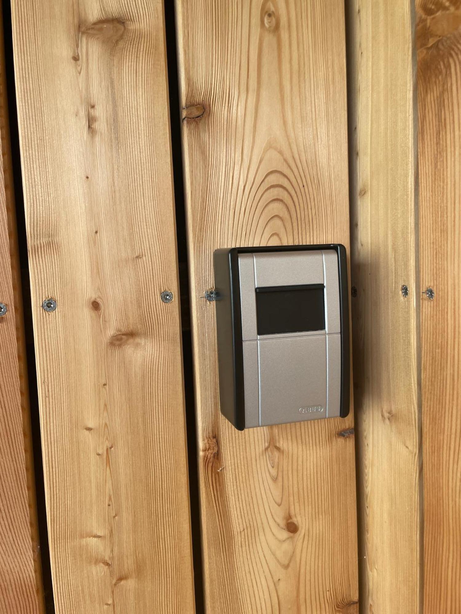 Ferienwohnung Stenja - Made Of Wood Dresden Exterior foto